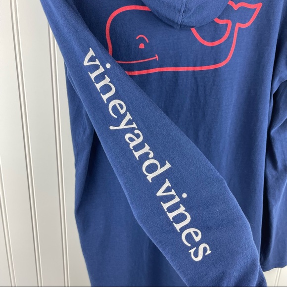 Vineyard Vines Navy Blue Hooded Long Sleeve Tee Size Small Red Whale - Picture 4 of 7